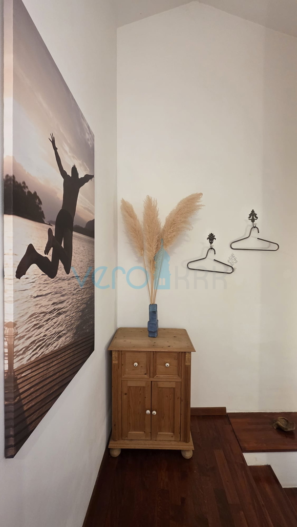 Otok Krk, Dobrinj, okolica, Renovirana kamena kuća sa bazenom, prodaja