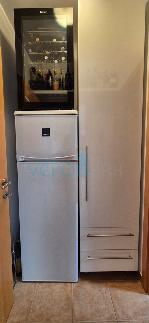 Grad Krk, dvosoban stan u prizemlju, okućnica 103 m2, prodaja