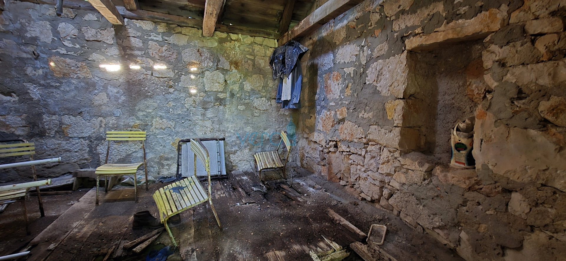 Uvala Soline, okolica, kamena prizemnica, okućnica, mirna lokacija, pogled, prodaja