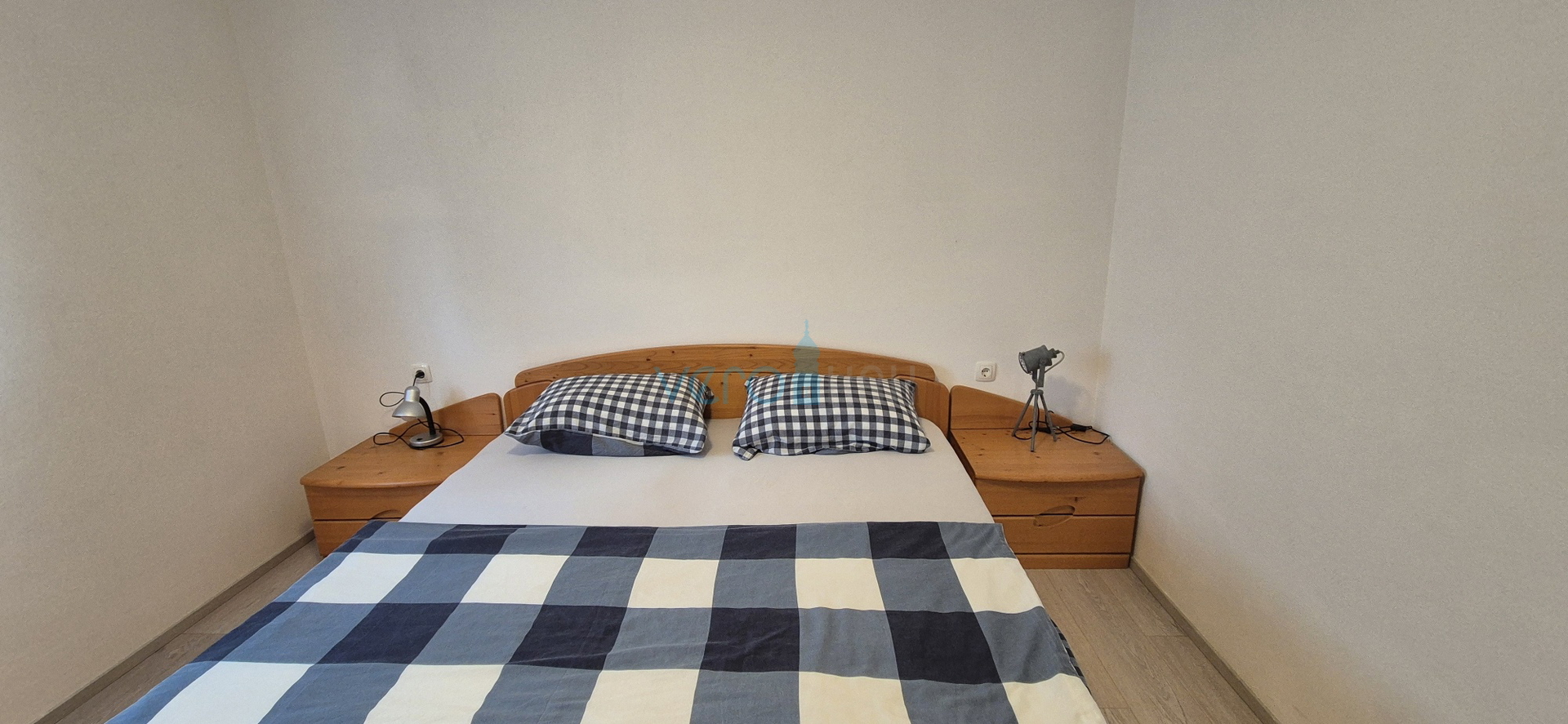 Bucht Soline, Insel Krk, Zweizimmerwohnung, Erdgeschoss, großer Garten, Verkauf