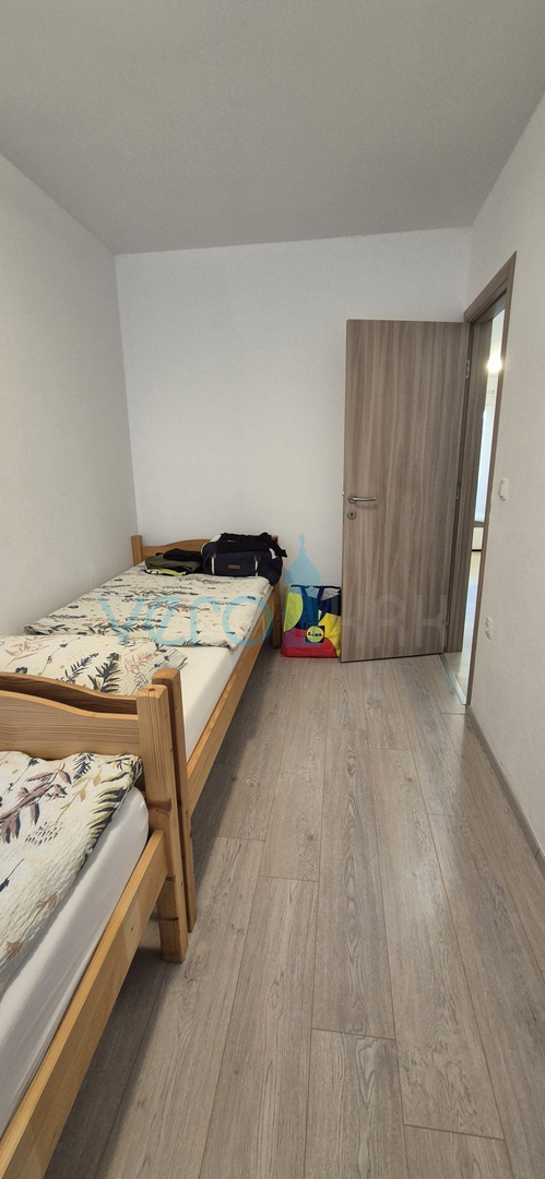 Bucht Soline, Insel Krk, Zweizimmerwohnung, Erdgeschoss, großer Garten, Verkauf
