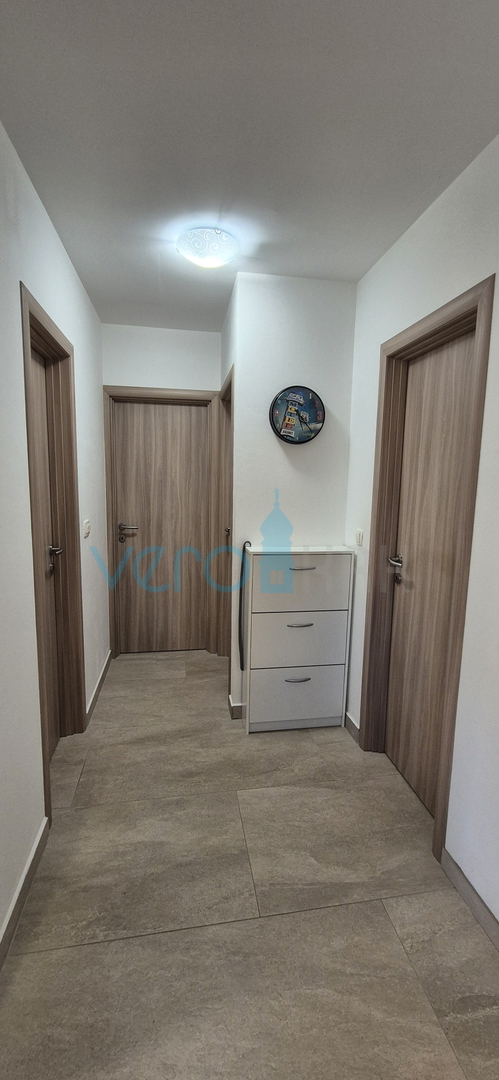Bucht Soline, Insel Krk, Zweizimmerwohnung, Erdgeschoss, großer Garten, Verkauf