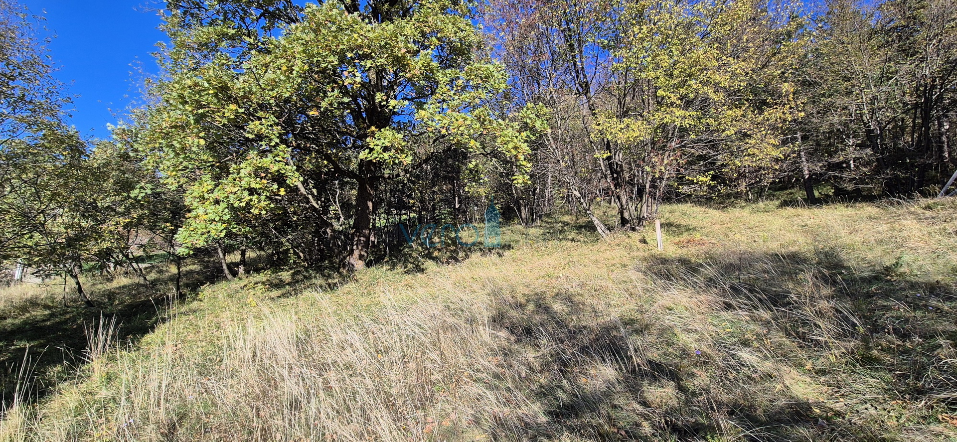 Bakar, Hreljin - dvojna kamena kuća, pogled na more, okućnica 821 m2 + građevinski teren 876 m2, prodaja