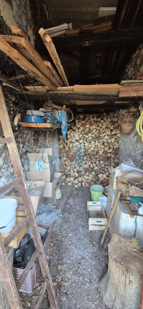 Bakar, Hreljin, dvojna kamena kuća, pogled na more, okućnica, prodaja