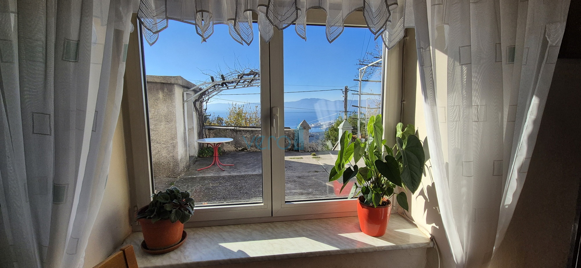 Bakar, Hreljin, dvojna kamena kuća, pogled na more, okućnica, prodaja