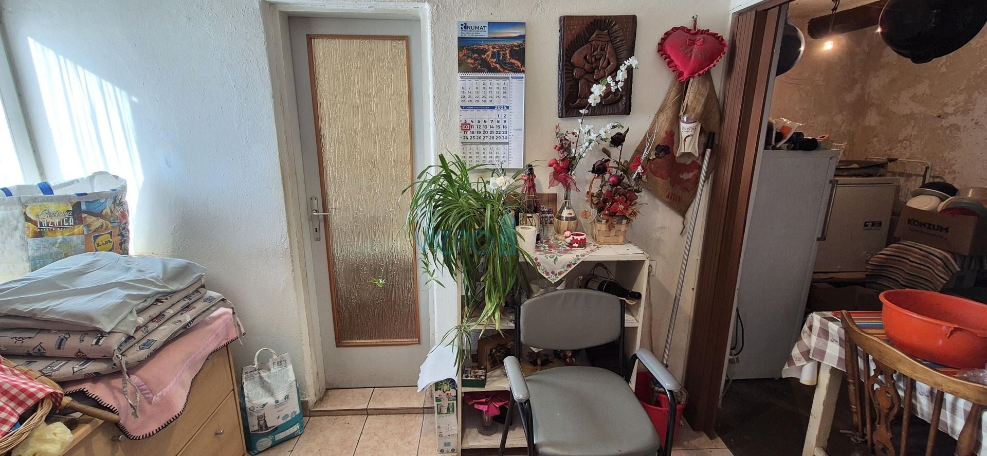 Bakar, Hreljin - dvojna kamena kuća, pogled na more, okućnica 821 m2 + građevinski teren 876 m2, prodaja