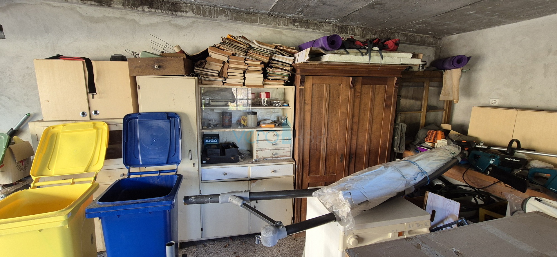 Bakar, Hreljin - dvojna kamena kuća, pogled na more, okućnica 821 m2 + građevinski teren 876 m2, prodaja