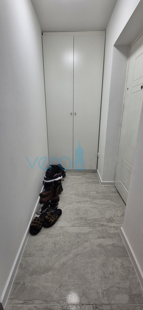 Šilo, Insel Krk, Erdgeschosswohnung mit zwei Zimmern, Garten, Verkauf