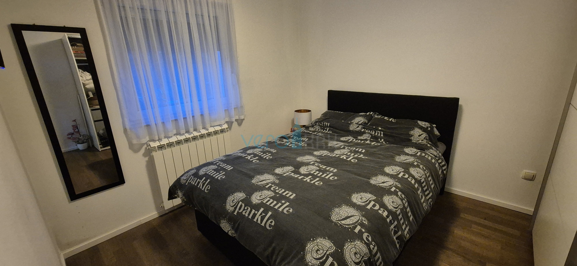 Šilo, Insel Krk, Erdgeschosswohnung mit zwei Zimmern, Garten, Verkauf