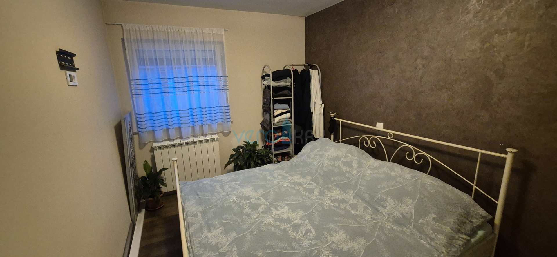 Šilo, Insel Krk, Erdgeschosswohnung mit zwei Zimmern, Garten, Verkauf