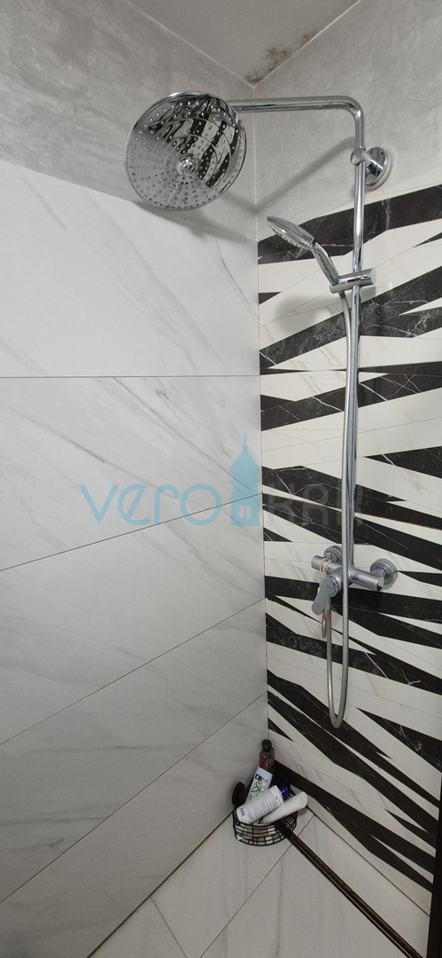 Šilo, Insel Krk, Erdgeschosswohnung mit zwei Zimmern, Garten, Verkauf