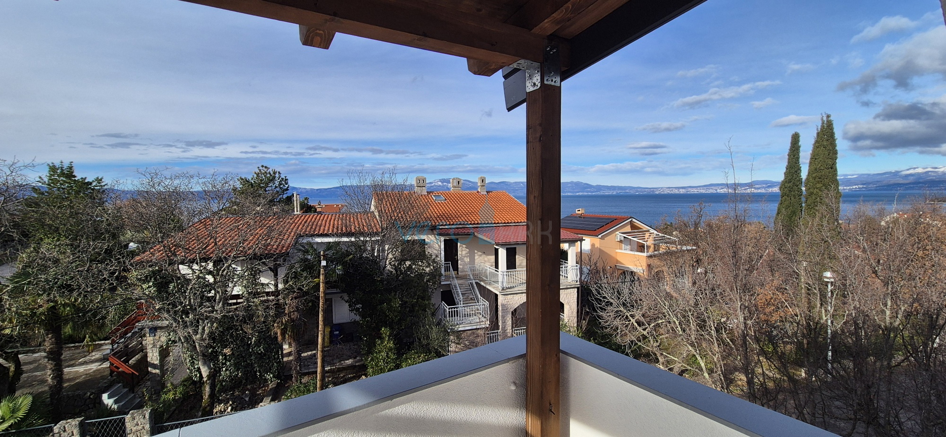 Njivice, otok Krk, jednosoban stan sa prekrasnim pogledom na more, prodaja