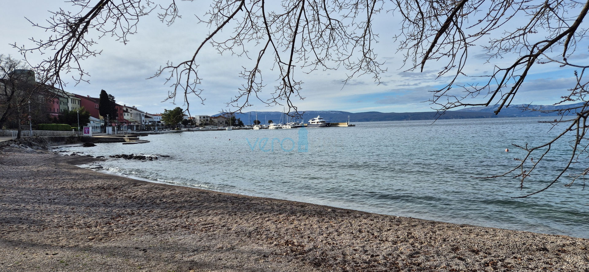 Njivice, otok Krk, jednosoban stan sa prekrasnim pogledom na more, prodaja