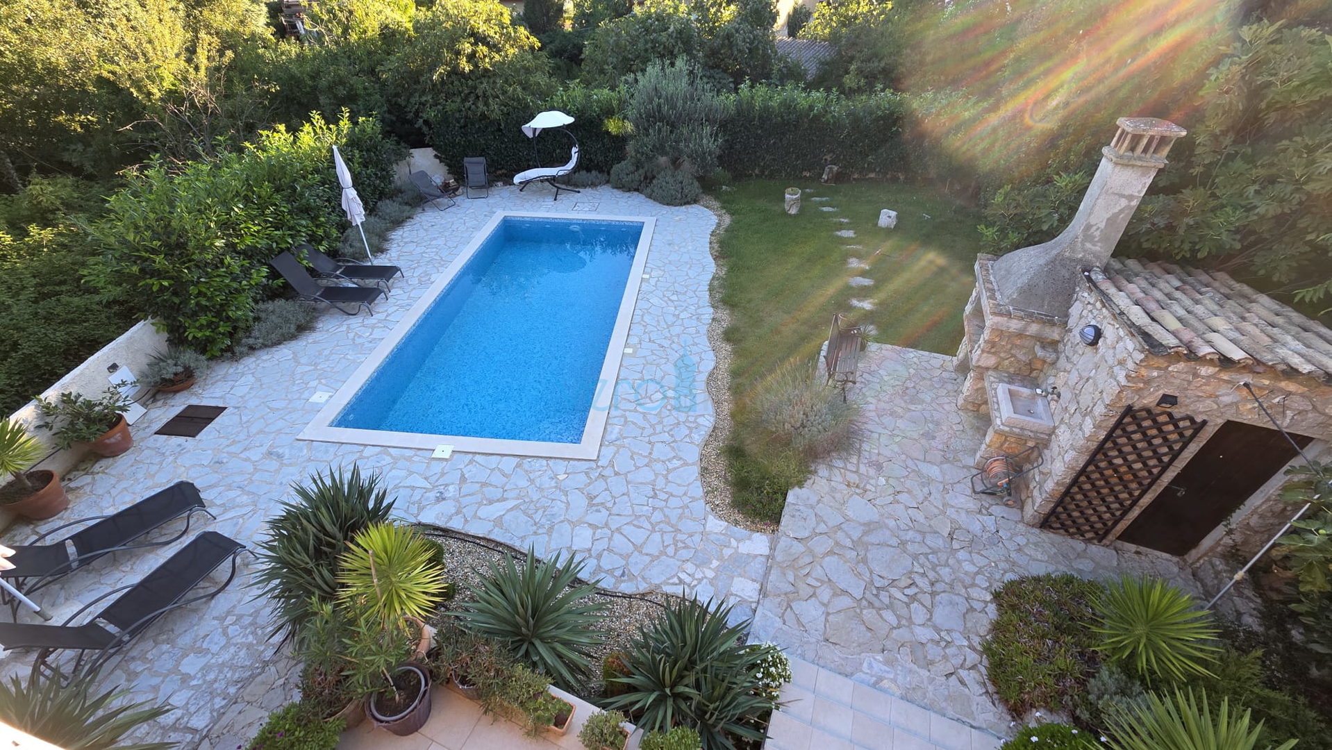 Otok Krk, Dobrinj, okolica, Renovirana kamena kuća sa bazenom, prodaja