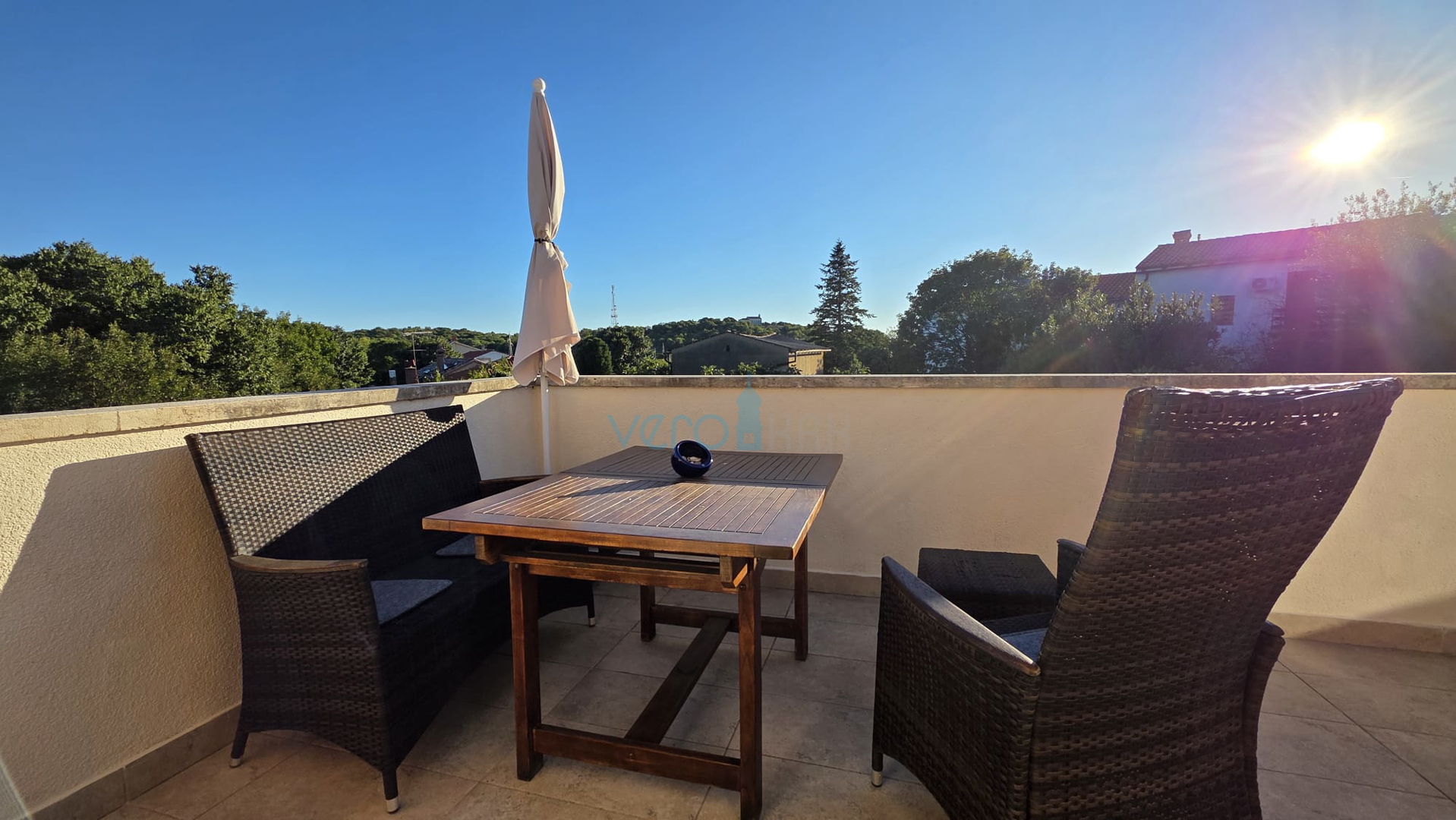 Otok Krk, Dobrinj, okolica, Renovirana kamena kuća sa bazenom, prodaja