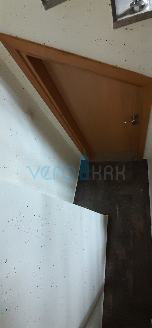 Otok Krk, Malinska, kuća sa apartmanima i ugostiteljskim objektom