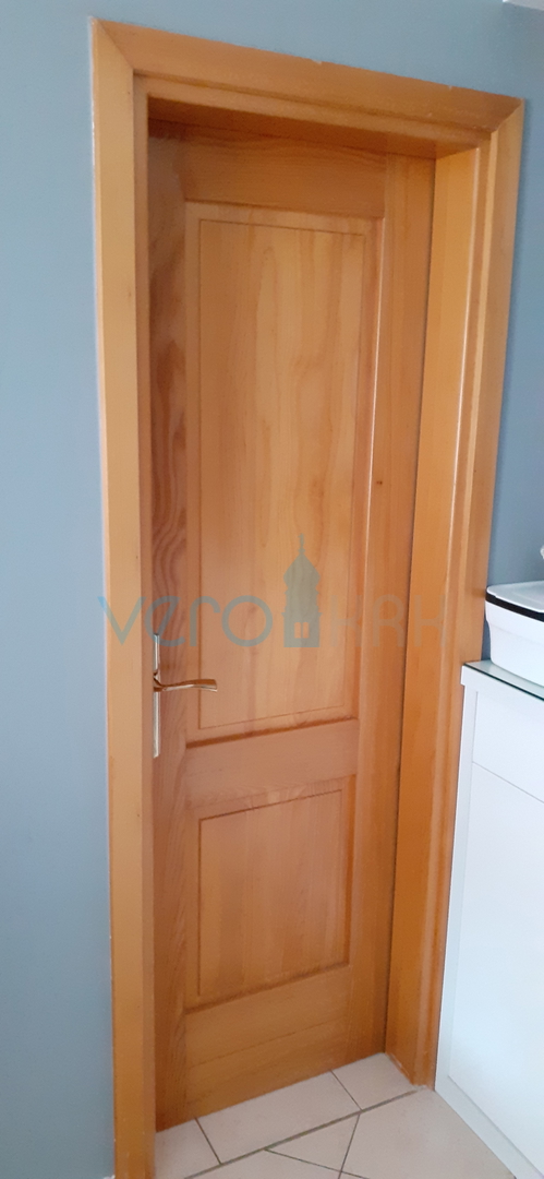 Otok Krk, Malinska, kuća sa apartmanima i ugostiteljskim objektom