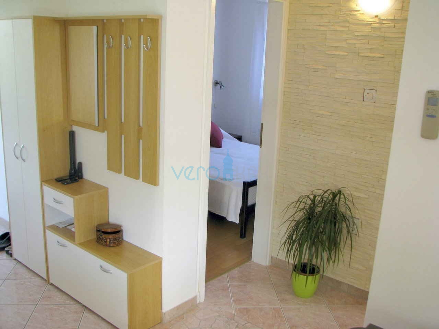 Otok Krk, okolica, lijepa kuća sa bazenom i uređenom okućnicom