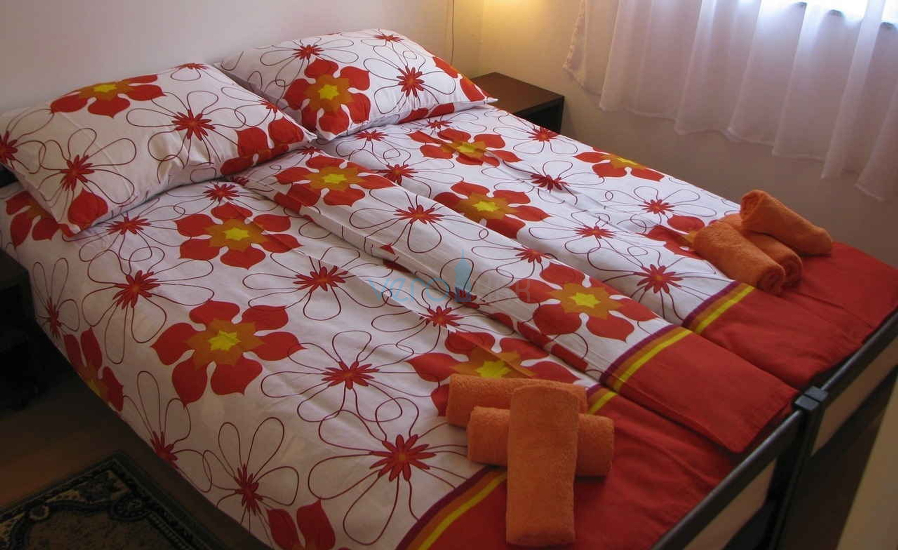 Otok Krk, okolica, lijepa kuća sa bazenom i uređenom okućnicom