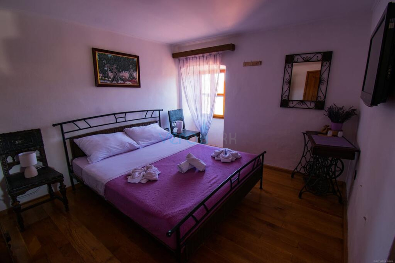 Otok Krk, Vrbnik okolica, rijetkost na tržištu, autohtona kamena vikendica sa bazenom