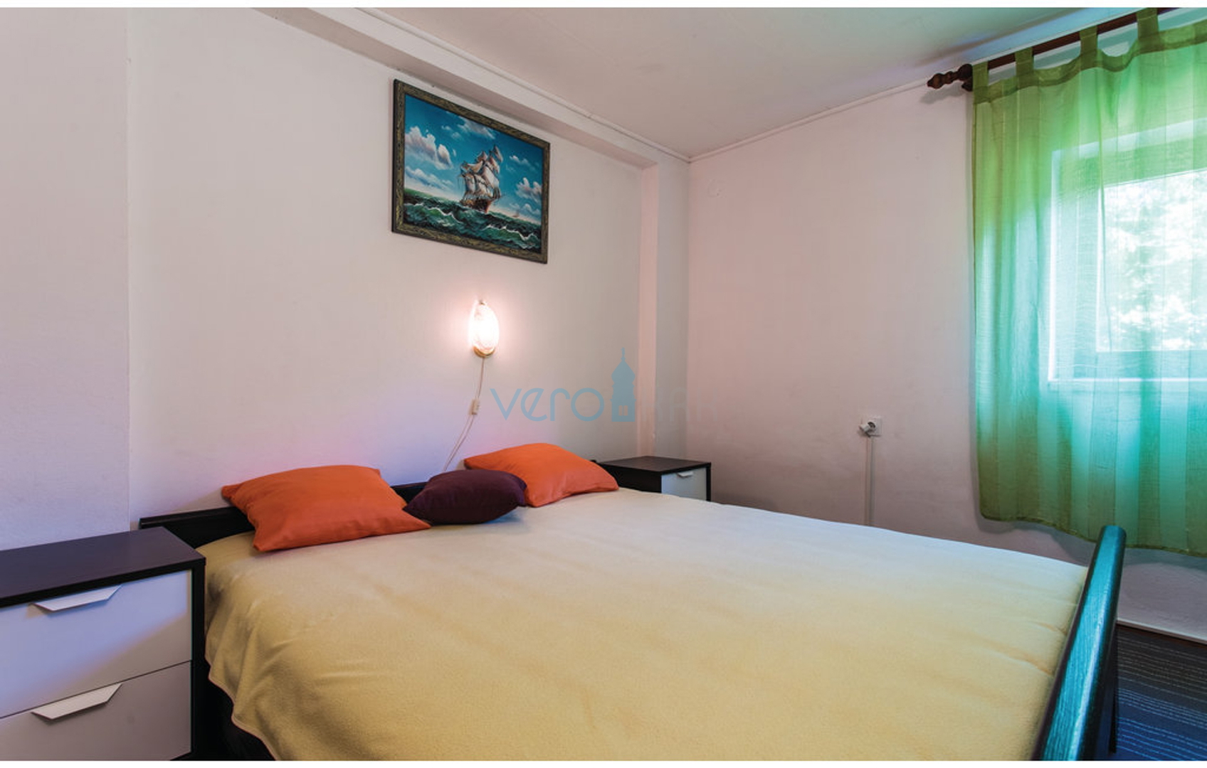 Šilo, otok Krk, okolica, dvojna kuća sa 3 apartmana i pogledom na more
