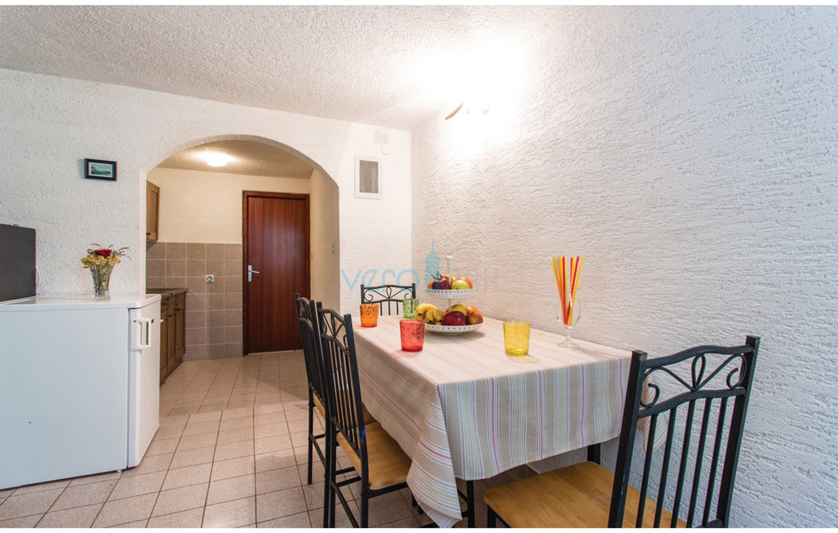 Šilo, otok Krk, okolica, dvojna kuća sa 3 apartmana i pogledom na more