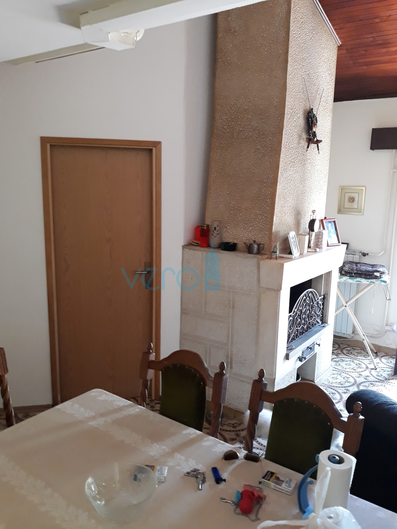 Malinska, okolica, ugostiteljski objekt sa kućom i okućnicom