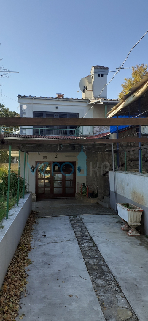 Malinska, okolica, ugostiteljski objekt sa kućom i okućnicom