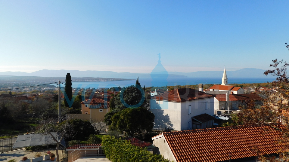 Malinska, kuća u nizu sa panoramskim pogledom na more