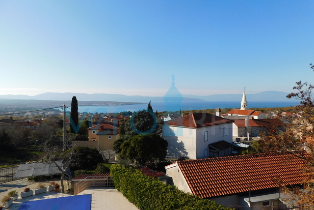 Malinska, kuća u nizu sa panoramskim pogledom na more