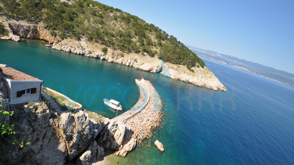 Vrbnik, Insel Krk, einzigartiges Haus auf einem Felsen über dem Meer