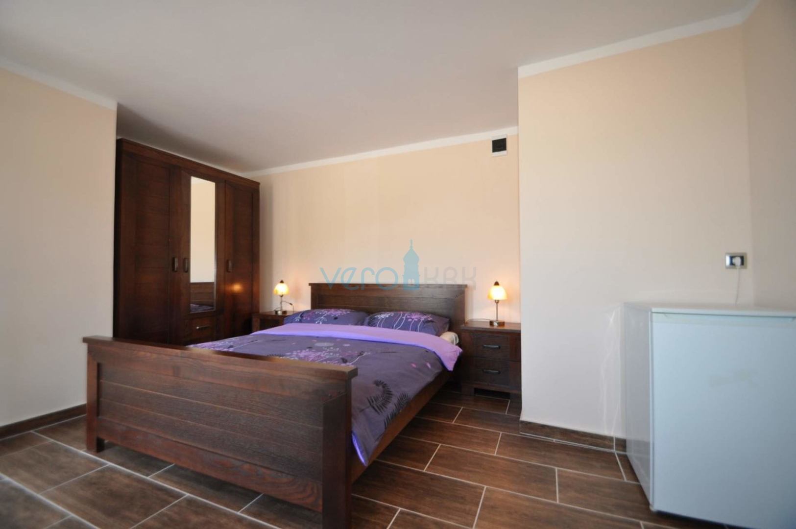 Vrbnik, otok Krk, unikatna kuća na stijeni iznad mora