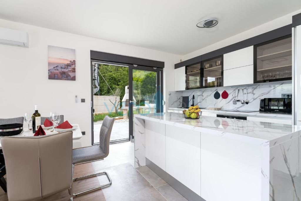 Vrbnik, surroundings, semi-detached house, newly built, view, swimming pool, for sale