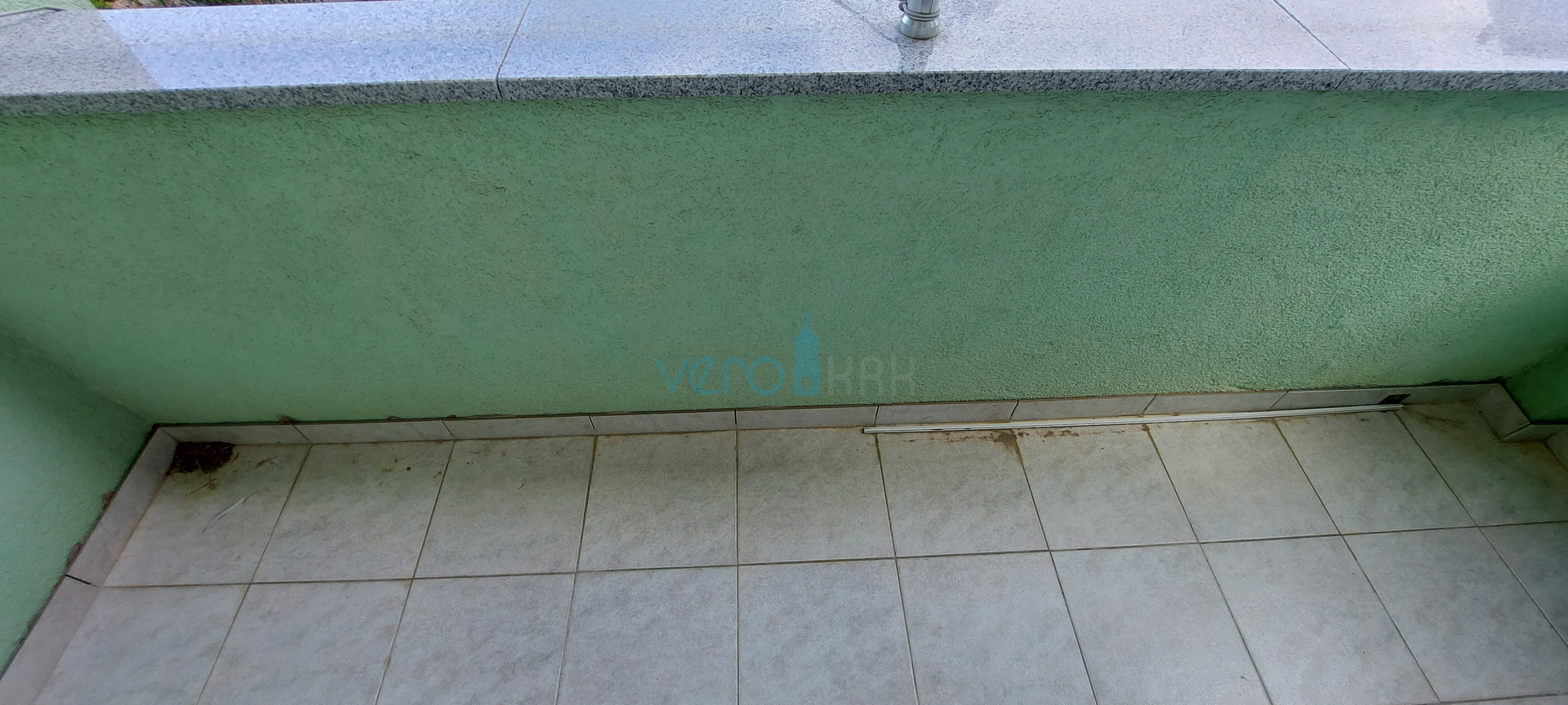 Uvala Soline, otok Krk, trosoban stan na katu sa pogledom na more na 200m