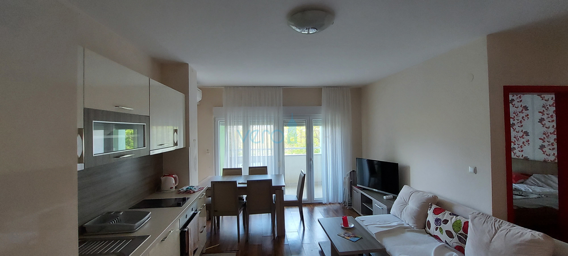 Uvala Soline, otok Krk, trosoban stan na katu sa pogledom na more na 200m