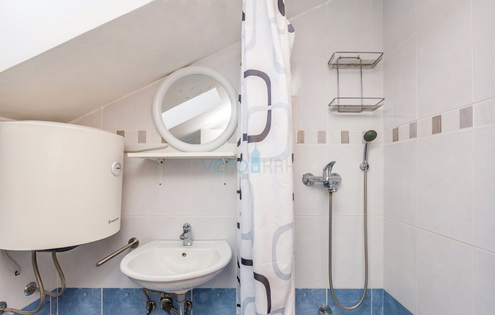 Čižići, otok Krk, dvoetažni stan 83 m2 sa pogledom na more,prodaja,najam