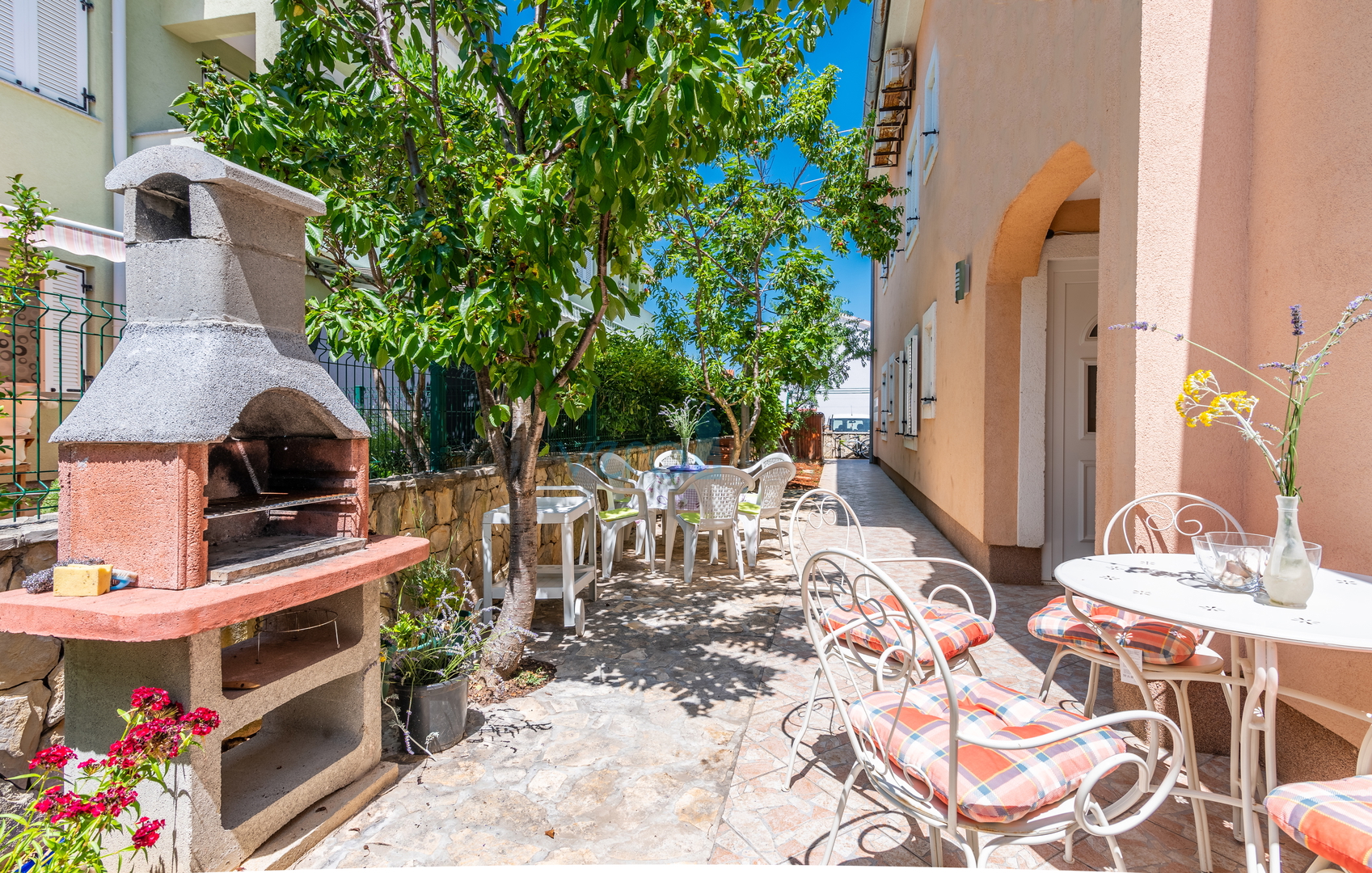 Čižići, Insel Krk, zweistöckige Wohnung 83 m2 mit Meerblick, Verkauf, Vermietung