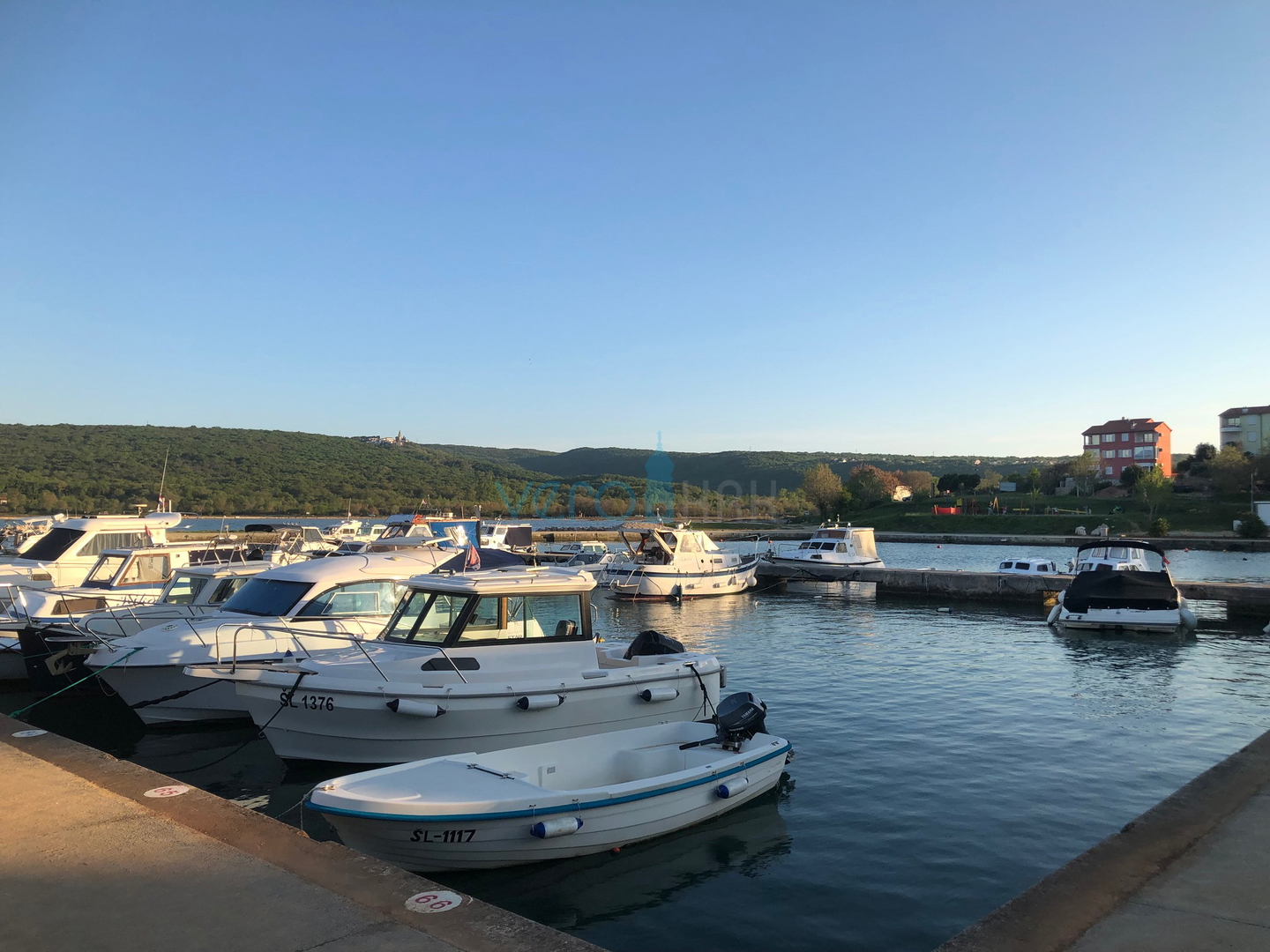 Čižići, Insel Krk, zweistöckige Wohnung 83 m2 mit Meerblick, Verkauf, Vermietung