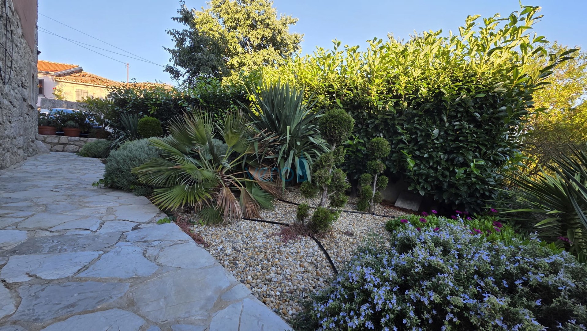 Otok Krk, Dobrinj, okolica, Renovirana kamena kuća sa bazenom, prodaja