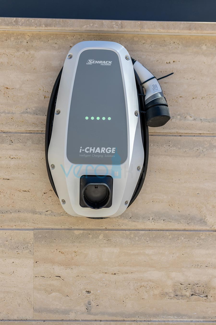 Malinska, luxury apartment with pool, view, garden, 80m to the sea, for sale