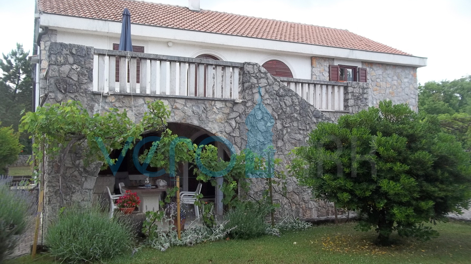 Insel Krk, Dobrinj, Umgebung, renoviertes Steinhaus mit großem Garten