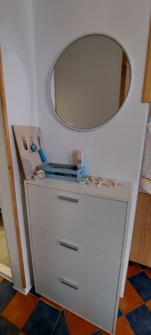 Malinska, okolica, apartman 28 m2 u prizemlju sa natkrivenim balkonom i pogledom na more