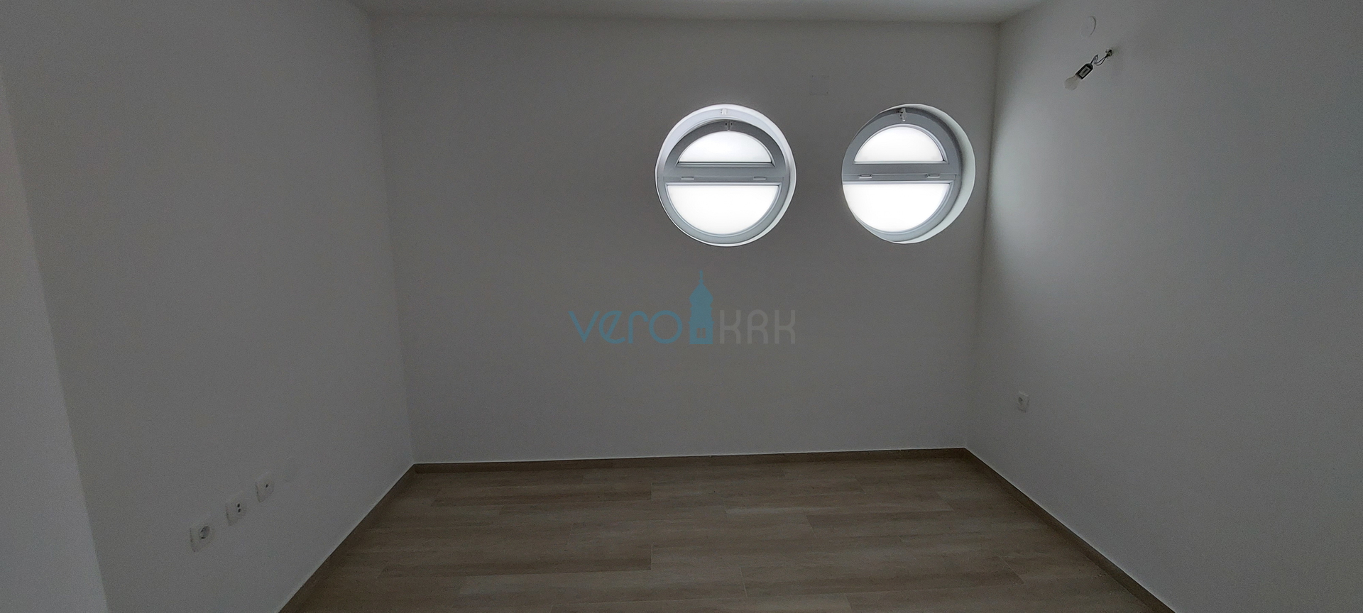 Malinska, Zentrum, moderne zweistöckige Wohnung im Erdgeschoss und im Obergeschoss