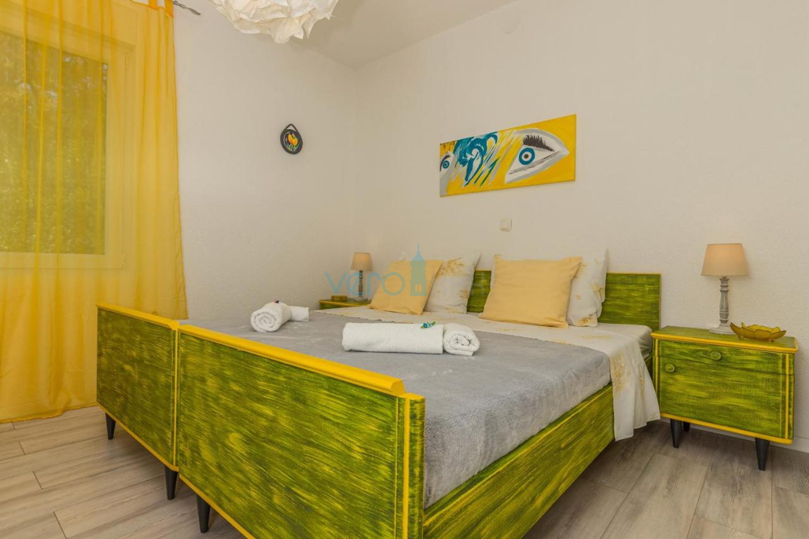 Crikvenica, Grižane, Samostojeća kuća sa pomoćnim objektom i bazenom, prodaja