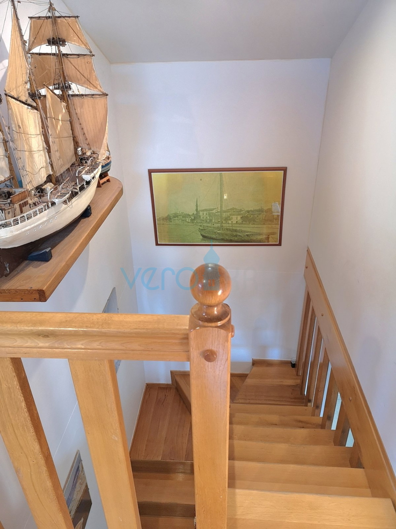 Malinska, Dvoetažni stan s pogledom na more