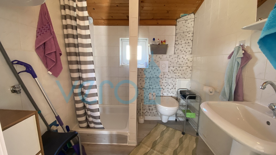 Crikvenica, Jadranovo, Apartment mit zwei Schlafzimmern, Wohnzimmer und offenem Meerblick!