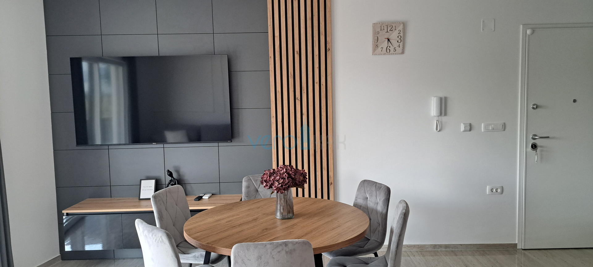 Malinska, okolica, luksuzan stan 88 m2 na katu novoizgrađene vile sa pogledom i bazenom, prodaja