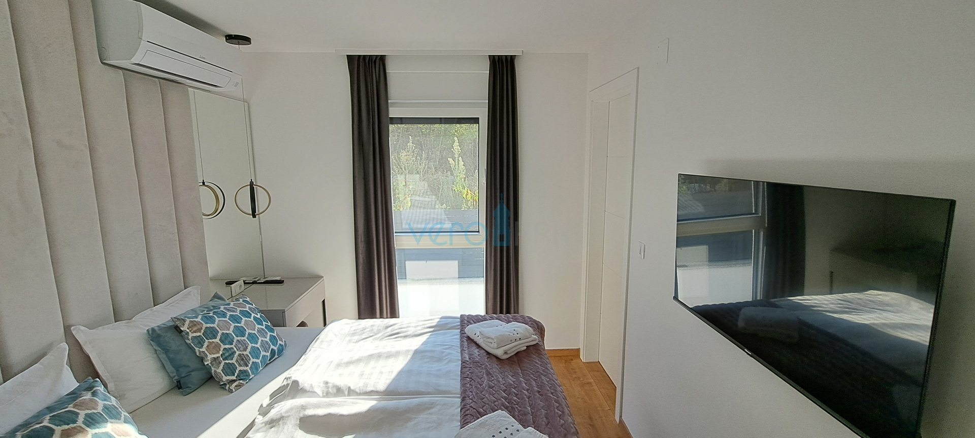 Malinska, okolica, luksuzan stan 88 m2 na katu novoizgrađene vile sa pogledom i bazenom, prodaja