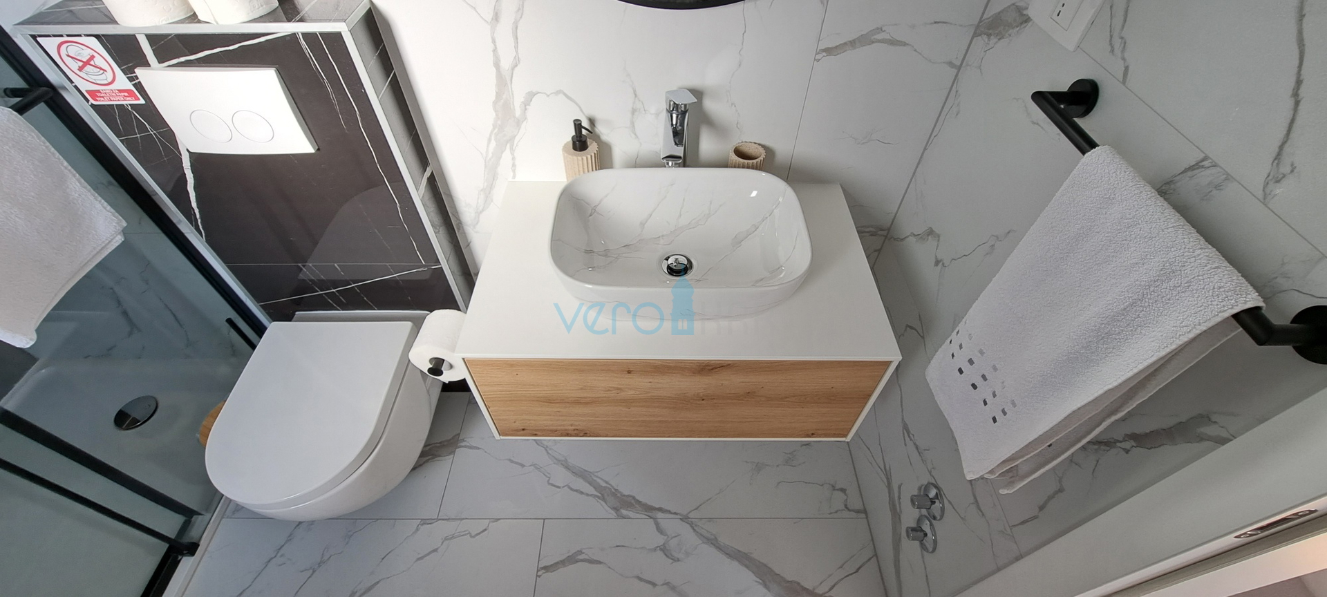 Malinska, okolica, luksuzan stan 88 m2 na katu novoizgrađene vile sa pogledom i bazenom, prodaja