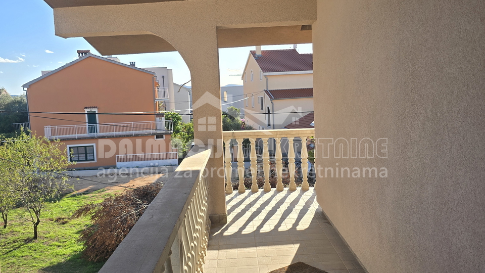 Casa&comma; 300 m2&comma; Vendita&comma; Zadar - Skro&ccaron;e
